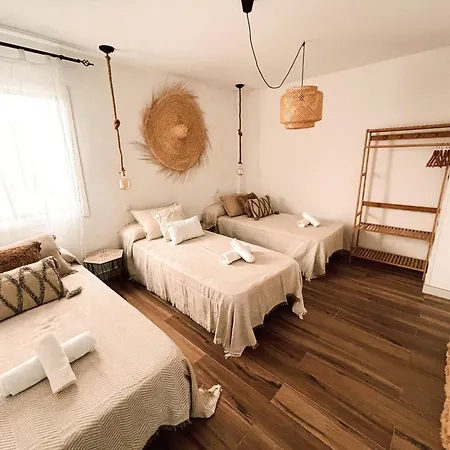 게스트하우스 Chakra House Fuerteventura - Private In A Shared Boutique