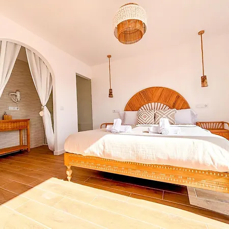 Chakra House Fuerteventura - Private In A Shared Boutique *