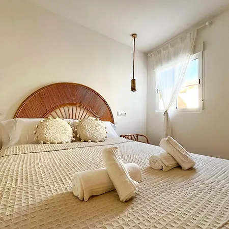 게스트하우스 Chakra House Fuerteventura - Private In A Shared Boutique *