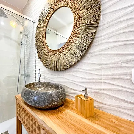 Pensión Chakra House Fuerteventura - Affordable In A Cozy Corralejo