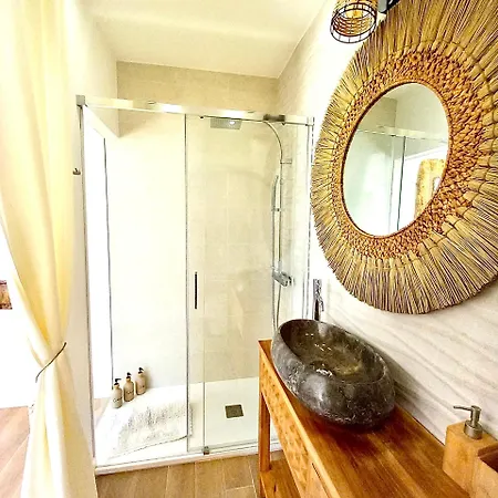 Chakra House Fuerteventura - Private In A Shared Boutique Гостевой дом Коральео