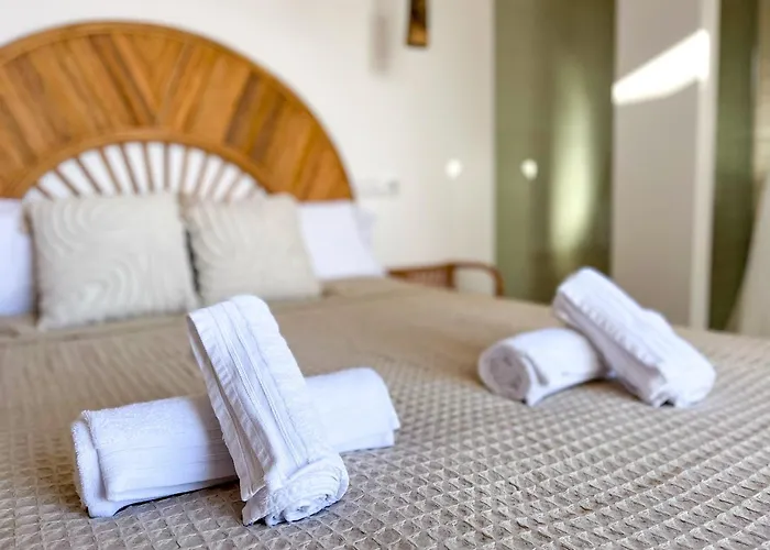 Chakra House Fuerteventura - Boutique For Conscious Travelers * Corralejo
